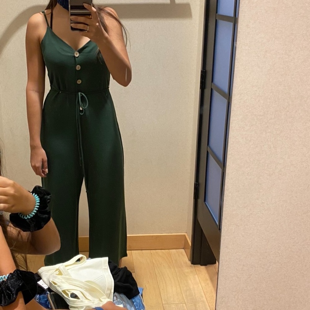 Green romper - Picture 2 of 2